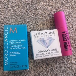 Hair, cheeks lashes combo on the go Moroccan oil, huda lashes, highlighter